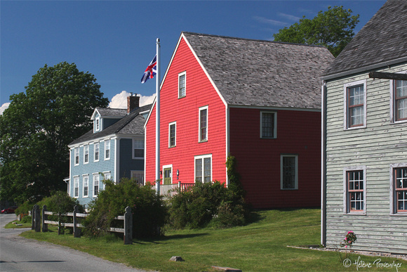 Tottie's Quilts, Rugs and Crafts, Shelburne